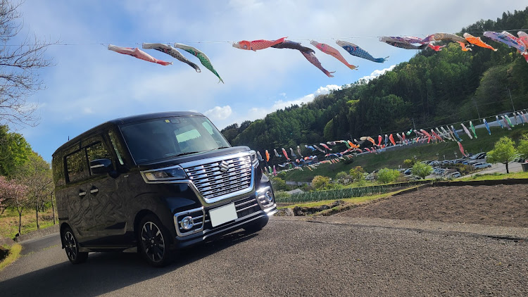 スペーシアカスタムのひとりドライブ・洗車した・こいのぼりに関するカスタム事例の投稿画像1枚目