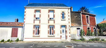 maison à Velluire (85)