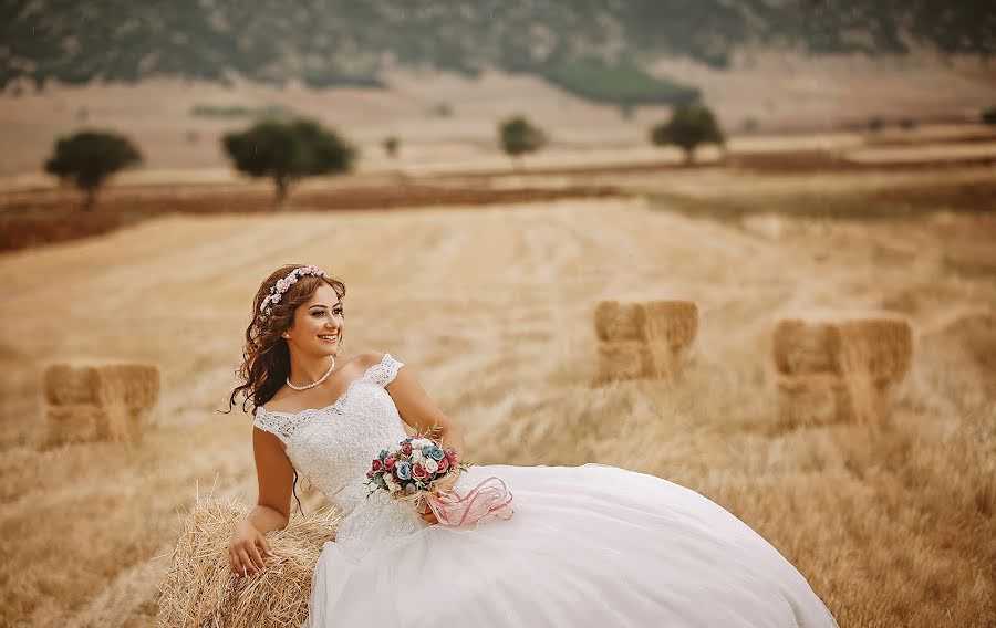 Fotógrafo de casamento Uzay Hülagü (uzayhulagu). Foto de 30 de dezembro 2017