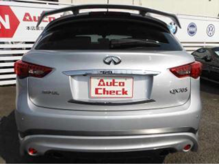 FX35のインフィニティQX70・インフィニティFX・INFINITI・インパルエアロに関するカスタム事例の投稿画像6枚目