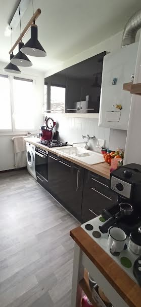 Vente appartement 3 pièces 66.83 m² à Bourges (18000), 95 000 €