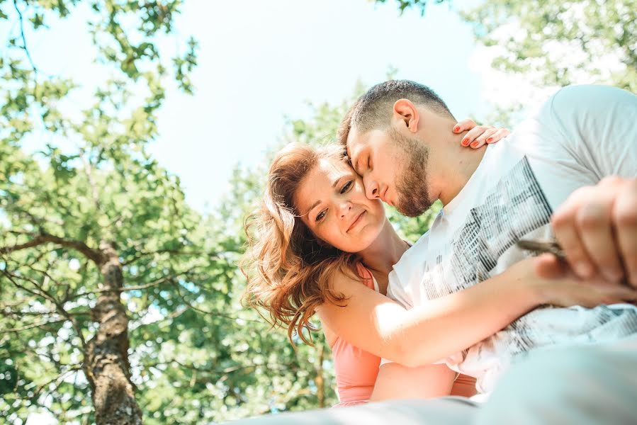 Fotografo di matrimoni Evgeniy Timoschenko (667smiley). Foto del 9 aprile 2017