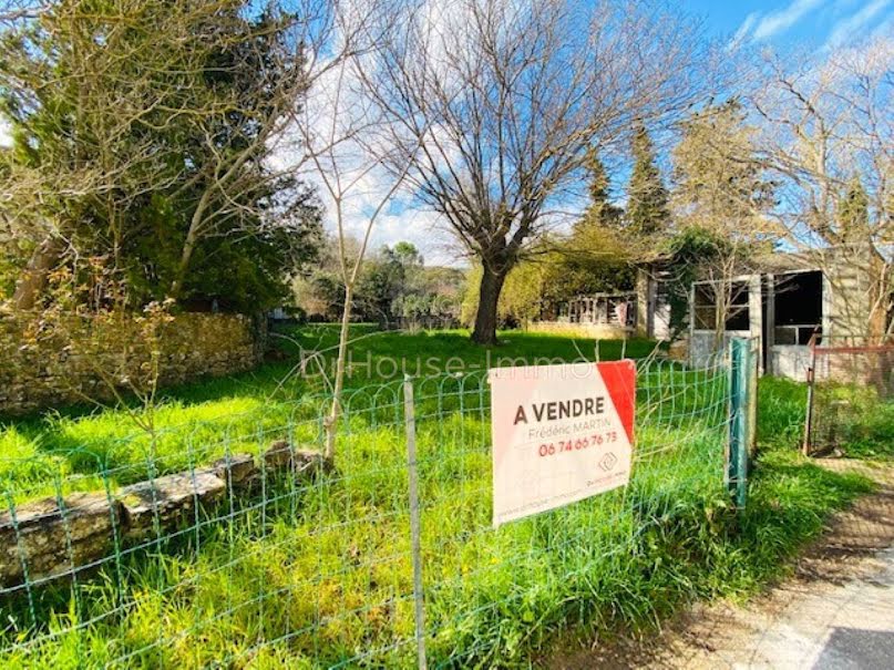 Vente terrain  468 m² à Uzès (30700), 66 000 €