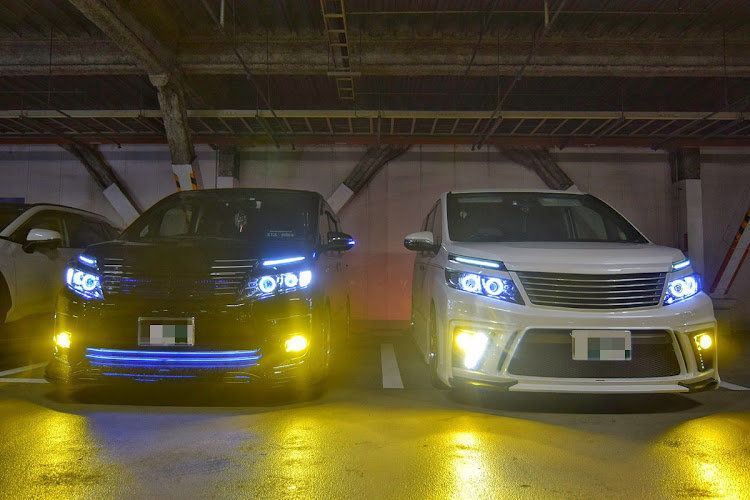 ヴォクシーのオフ会・納車オフ・rav4・好きにまみれろ・イカリングコラボに関するカスタム事例の投稿画像5枚目