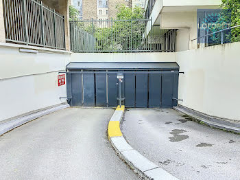 parking à Paris 15ème (75)