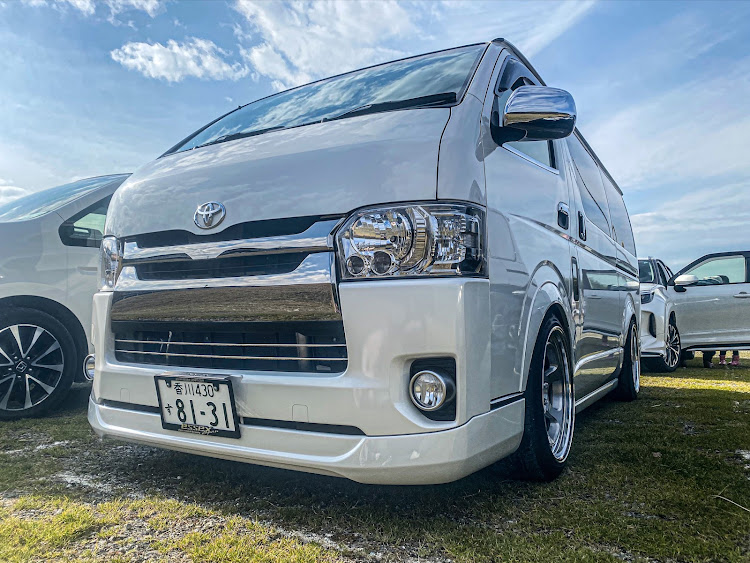 ハイエースバンのTURBOさんが投稿したカスタム事例の投稿画像1枚目