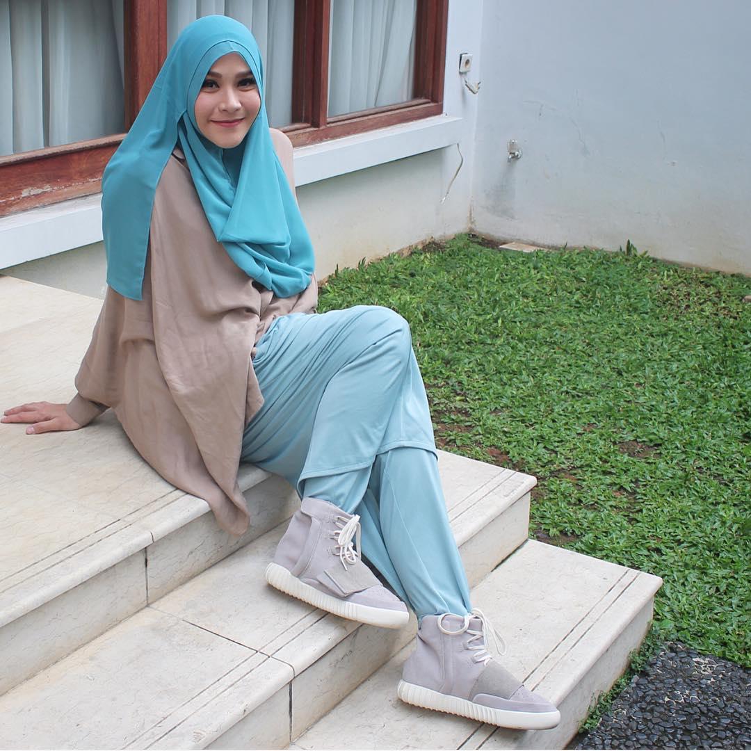 Hasil gambar untuk zaskia adya mecca fashion