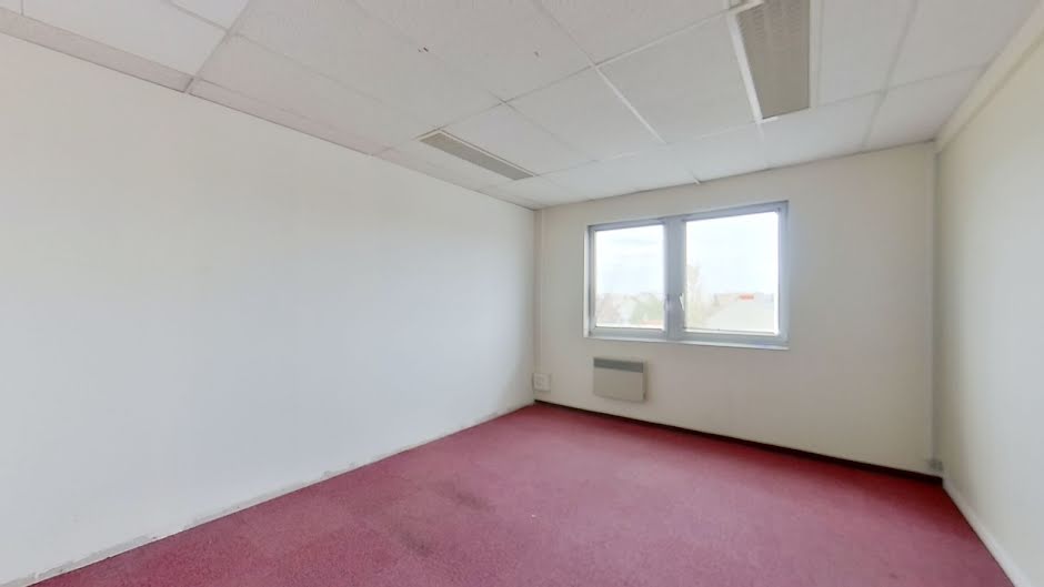 Location  locaux professionnels 4 pièces 134 m² à Houilles (78800), 2 513 €