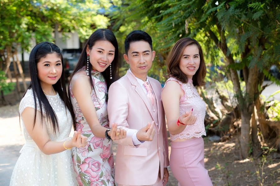 Wedding photographer Nattawut Janniam (tong). Photo of 8 September 2020