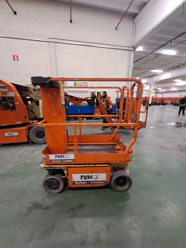 Picture of a JLG 1230ES