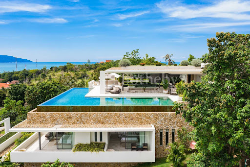 Property with garden 2