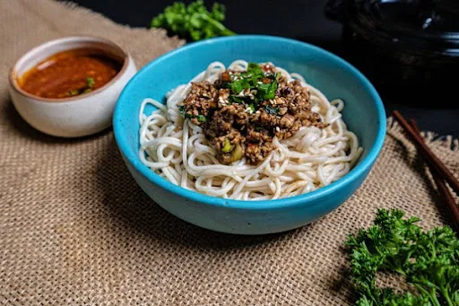 Sichuan Udon- Dan Dan Noodles With Chicken