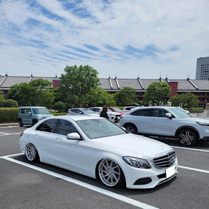 Cクラス セダン W205