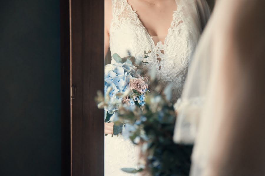 Fotografo di matrimoni Monica Reggiani (c0yrr93). Foto del 12 aprile 2020