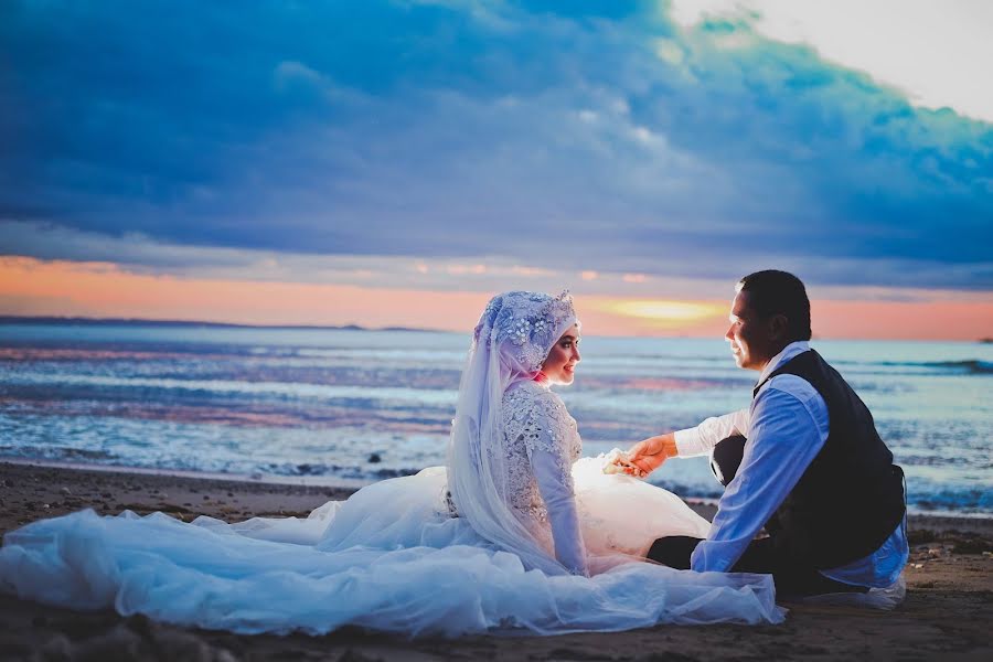 結婚式の写真家Kahar Kasim Dunia Photo Kupang (duniaphotokupang)。2020 6月1日の写真