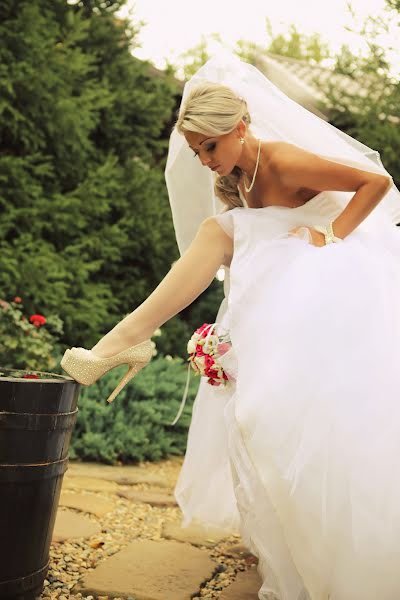 Fotografer pernikahan Antonina Demidova (rostovfoto). Foto tanggal 16 Maret 2014