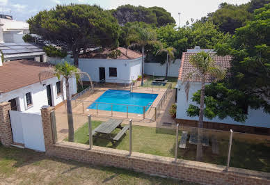 Property with pool 4