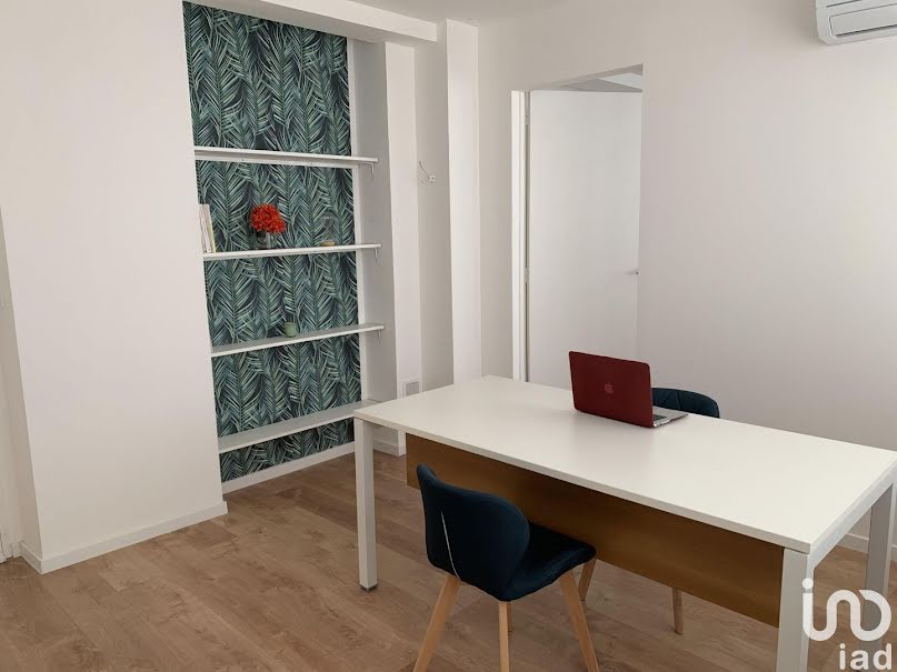 Location meublée locaux professionnels  14 m² à Marseille 8ème (13008), 450 €
