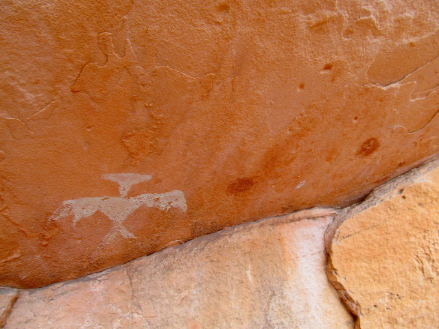 Hell Dive Canyon pictographs