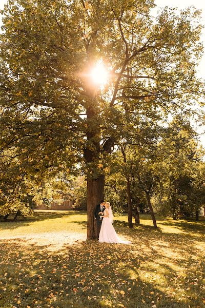 Hääkuvaaja Zhenya Med (jennymyed). Kuva otettu 26. syyskuuta 2018