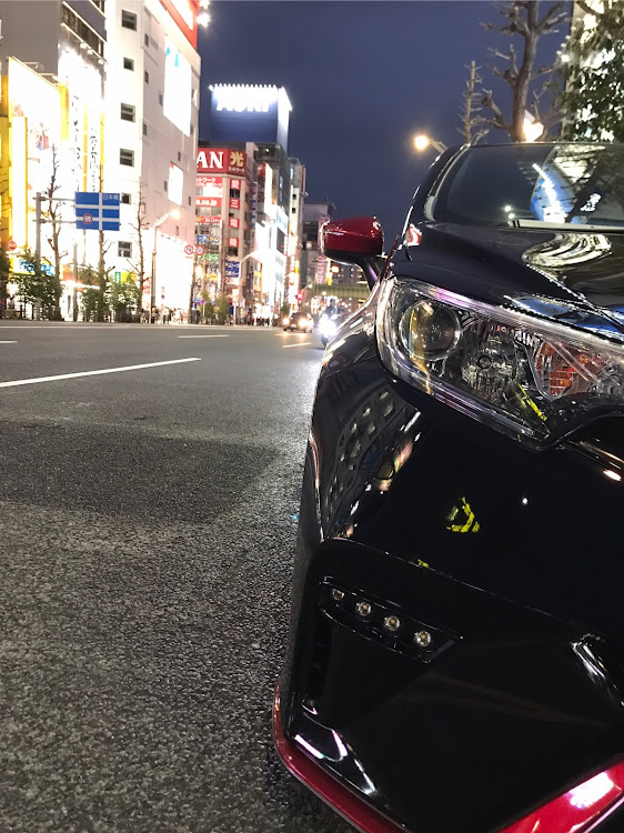 ノートのnote NISMO S・ノートニスモs・東京駅・秋葉原・自撮りシリーズに関するカスタム事例の投稿画像1枚目