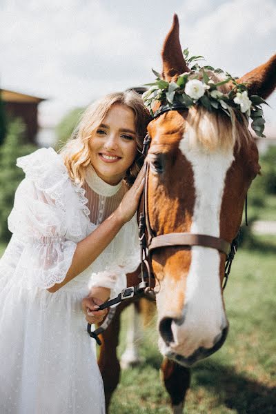 Wedding photographer Yulya Plisyuk (juliaplysiuk). Photo of 8 July 2021