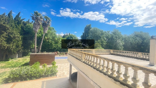 Property with pool 4