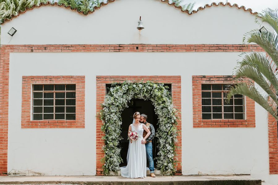 Fotógrafo de casamento Adriano Polettini (adrianopolettini). Foto de 11 de maio 2020