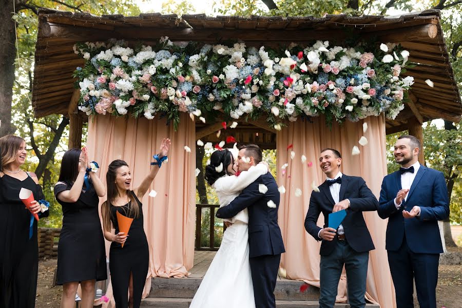 Fotografo di matrimoni Maksim Spiridonov (maximspiridonov). Foto del 3 ottobre 2017