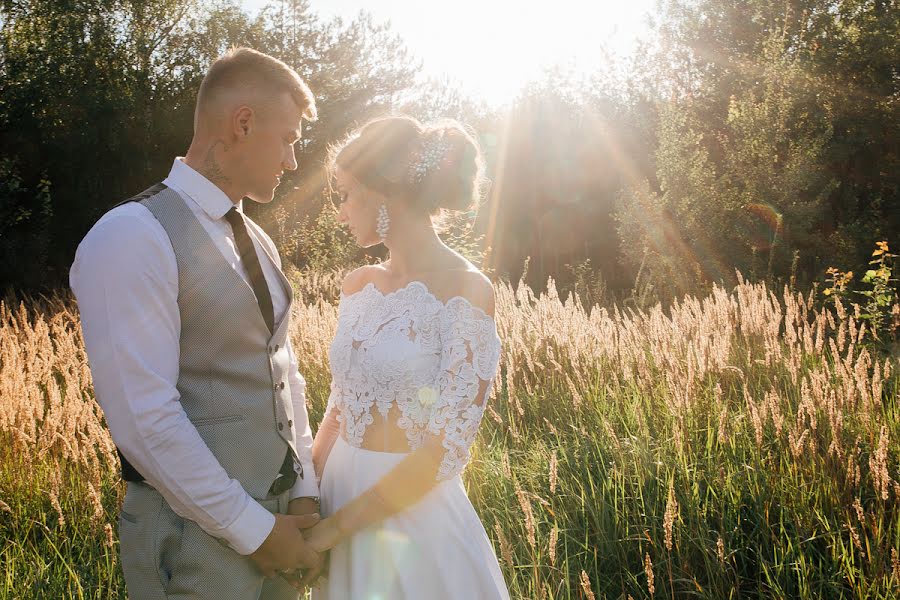 शादी का फोटोग्राफर Yuliya Timofeeva (artx)। अगस्त 19 2018 का फोटो