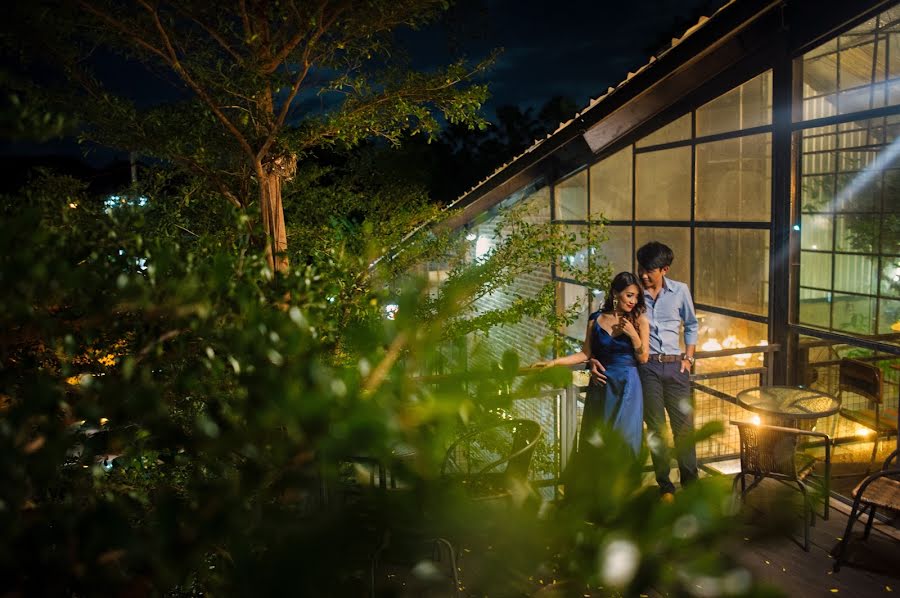 Fotógrafo de casamento Werdi Putra (werdiphoto). Foto de 7 de abril 2018