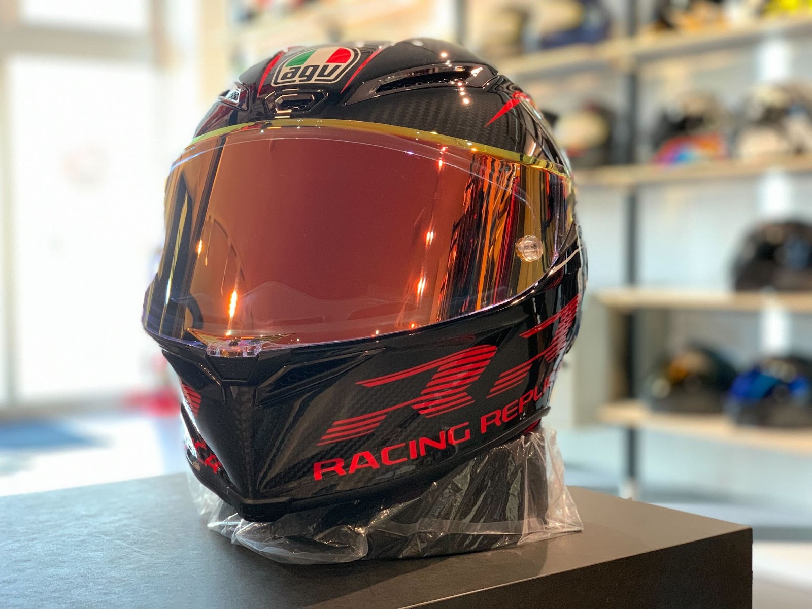 AGV ヘルメット