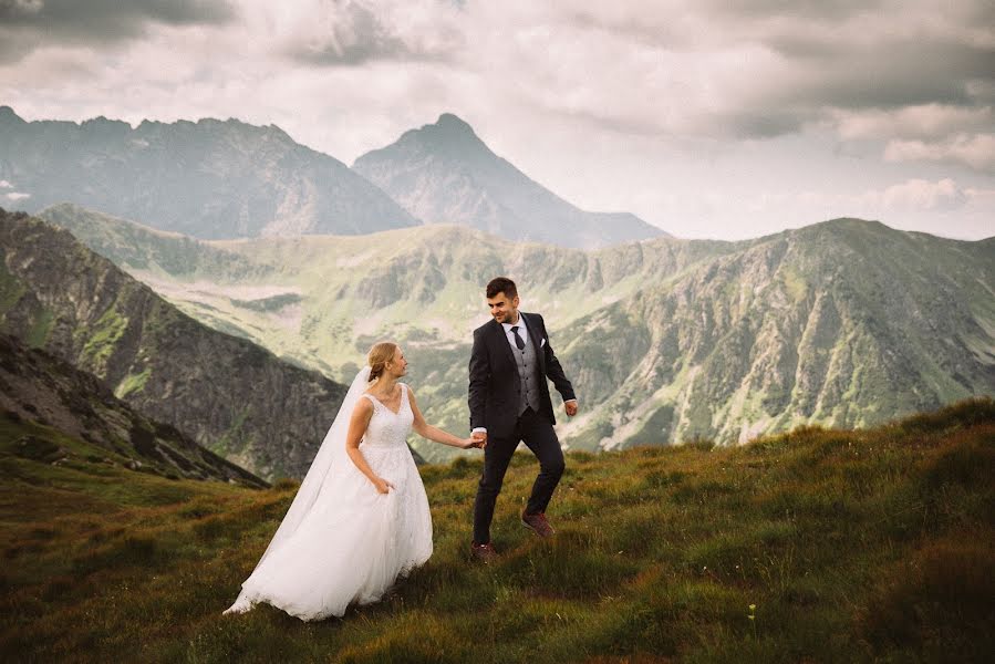 Fotografo di matrimoni Michał Teresiński (loveartphoto). Foto del 1 dicembre 2019