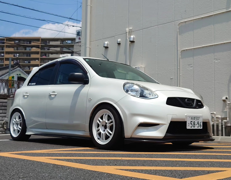 マーチの車検・弄り・維持りに関するカスタム事例の投稿画像1枚目