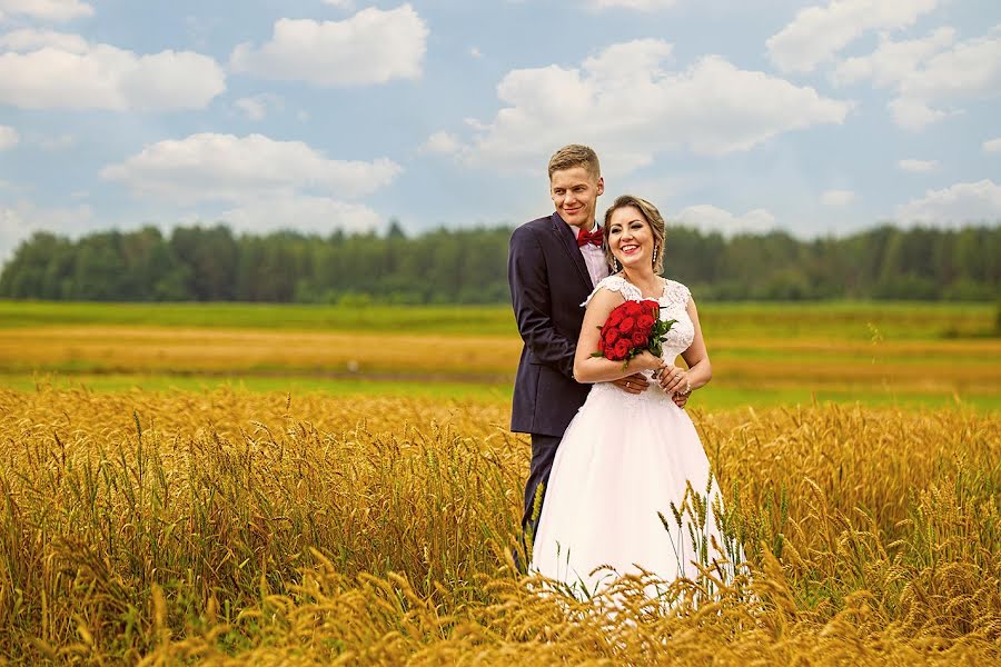 Wedding photographer Robertinas Valyulis (fotororo). Photo of 28 August 2017