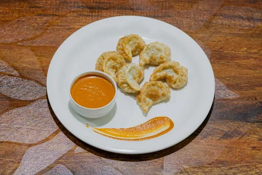 Vegetable Fried Momos [6 Pieces]