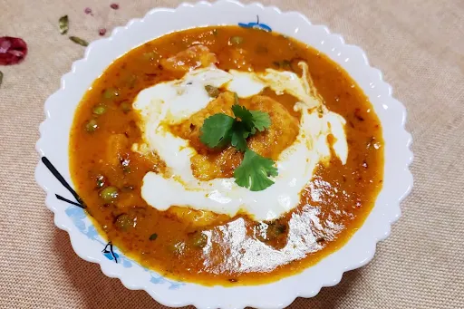 Matar Paneer