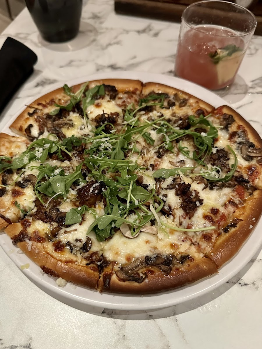 Braised short rib pizza