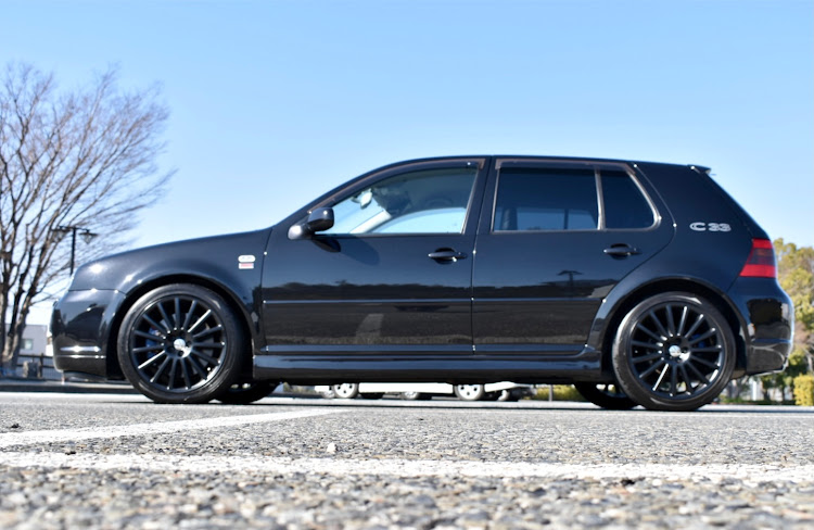 ゴルフのGOLF4R32改C33・高速ドライブ・富士山🗻コラボ・近々ボディコーティング・左斜め前写真展に関するカスタム事例の投稿画像2枚目