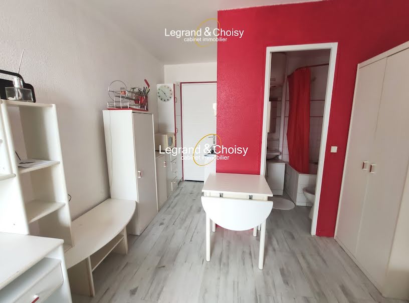 Location meublée appartement 1 pièce 17 m² à Agen (47000), 360 €