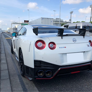 NISSAN GT-R R35