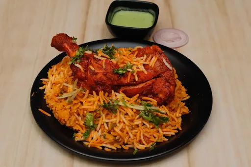 Chicken Hyderabadi Biryani With Coke [250 Ml]