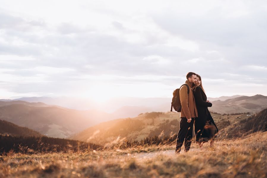 結婚式の写真家Oleh Lazurka (lazurka300696)。2021 1月2日の写真