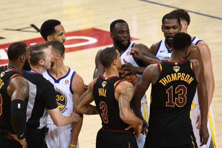 Altercation dans le match 1 des Finals: les Cavs évitent une suspension, mais pas l'amende