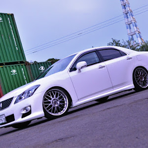クラウンアスリート GRS204