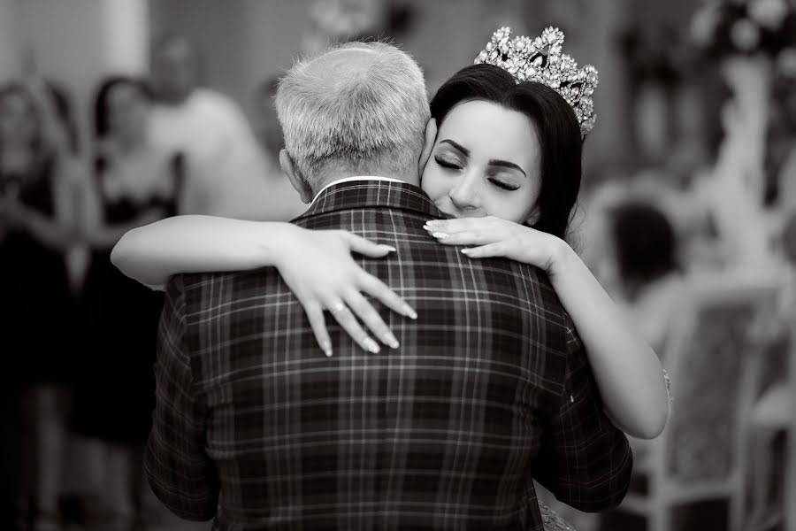 Fotógrafo de casamento Roma Sambur (samburphoto). Foto de 26 de junho 2018