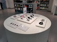 Istore photo 2