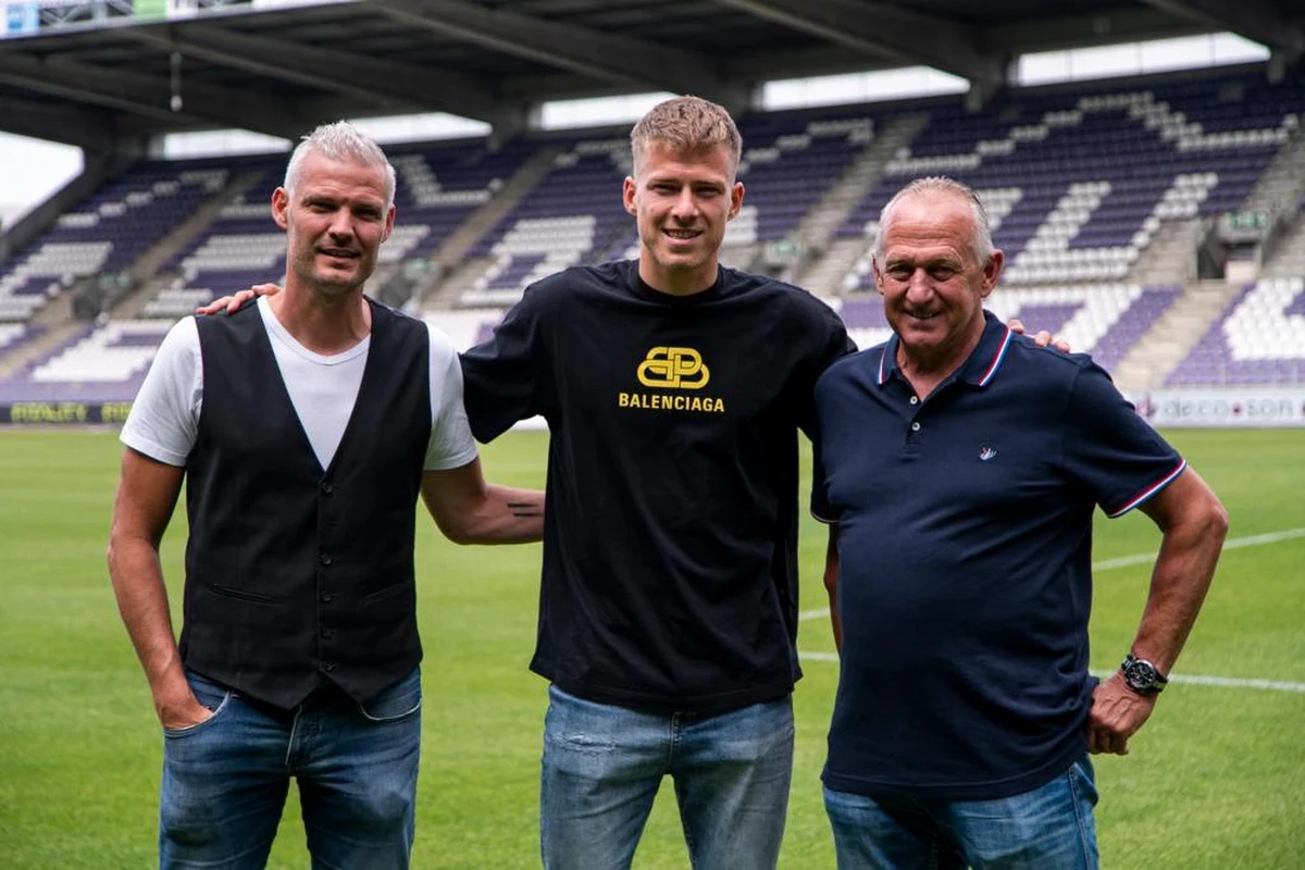 Beerschot haalt "moderne voetballer met veel techniek en uitstekende mentaliteit" ondanks interesse van Moeskroen, Fortuna, RKC...