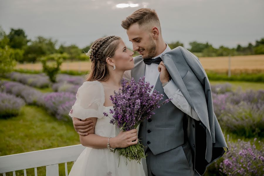 Fotografo di matrimoni Noémi Dávid (davidnoemiphoto). Foto del 8 settembre 2023