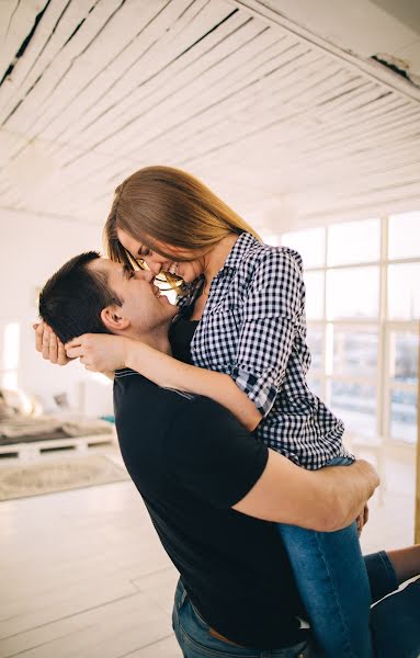 Wedding photographer Kseniya Grobova (kseniagrobova). Photo of 11 April 2018